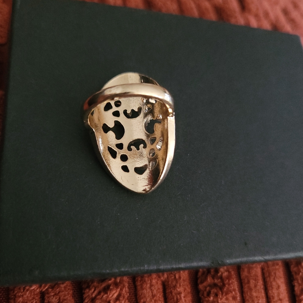 Ring - Picture 6 of 7